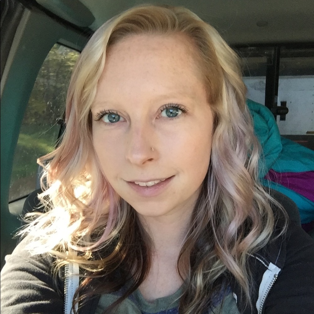 Meet your Posher, Kim